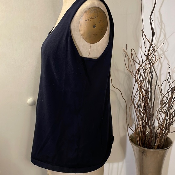 Jones New York navy scoop neck tank top - Picture 3 of 6